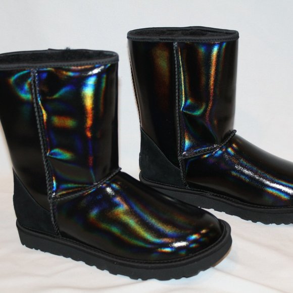 NIB UGG WOMEN'S IRRIDESCENT BLACK LEATHER SHEARLING LINED BOOTS - Picture 2 of 7